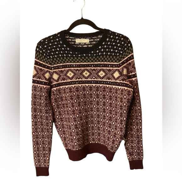 Abercrombie & Fitch Womens Fair Isle Embellished Crewneck Sweater Size Medium - Picture 1 of 7